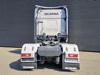 R770 V8 4x2 / PARKING COOLER / 2 TANKS / PTO / 9T AXLE